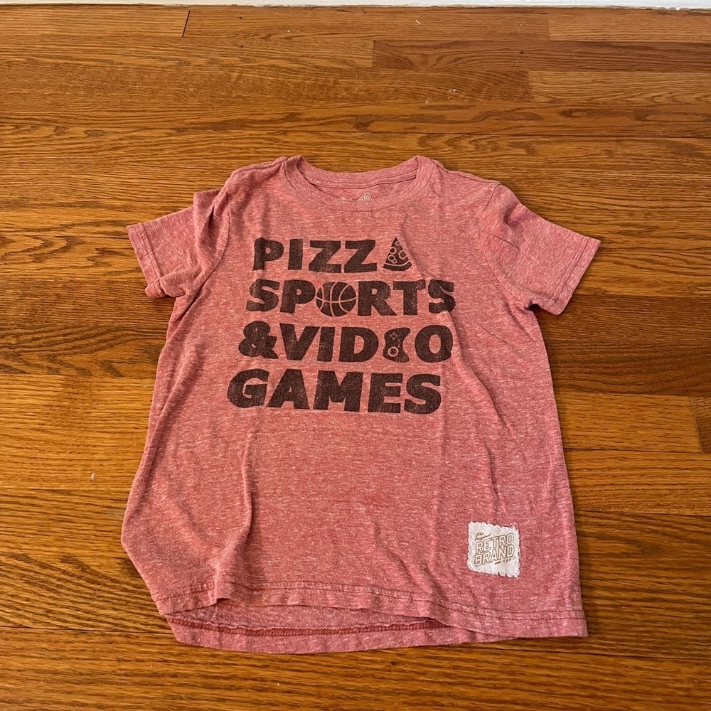 The Retro Brand Boy’s Red T-Shirt Size Small